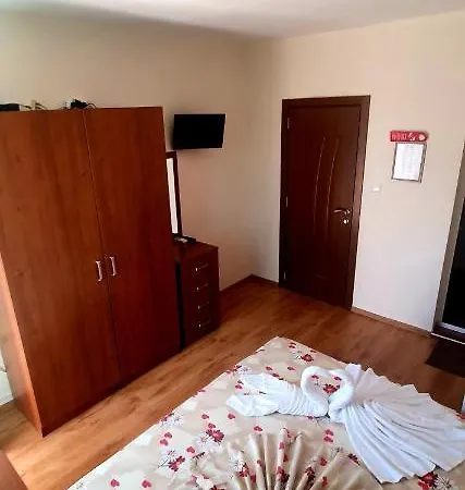 Casa de hóspedes Natali