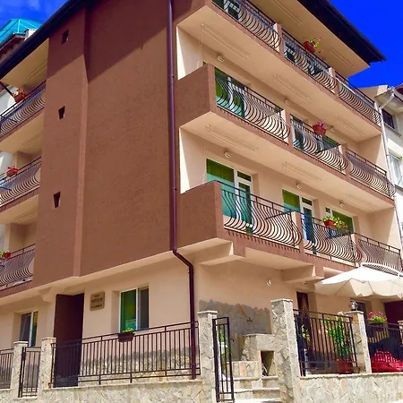 Natali Casa de hóspedes Primorsko