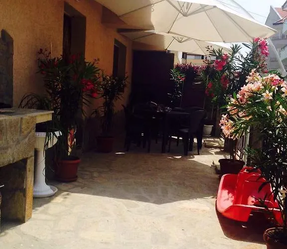 ゲストハウス Natali プリモルスコ