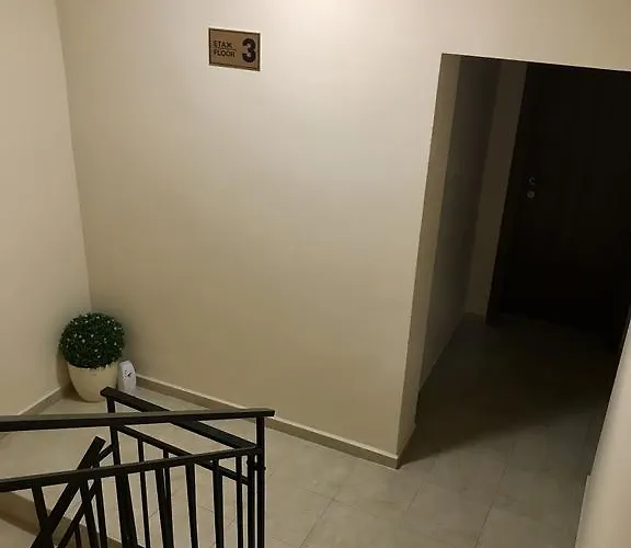 Natali ゲストハウス 2*